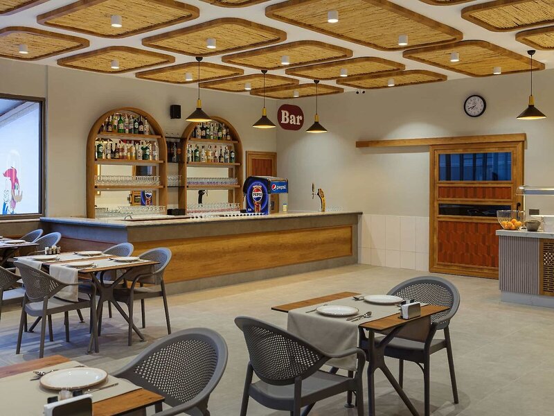 Monk Resort Hotel 12