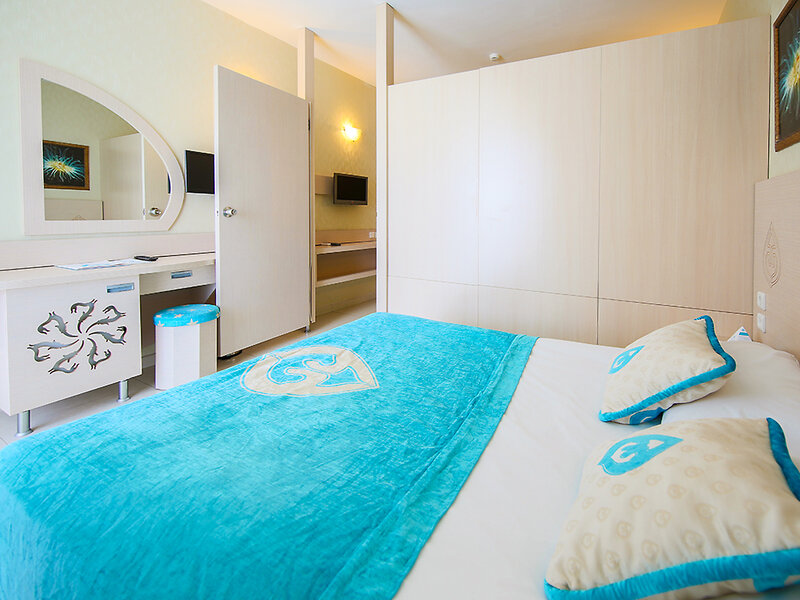 Daima Biz Hotel - Dolusu Aquapark Access 28