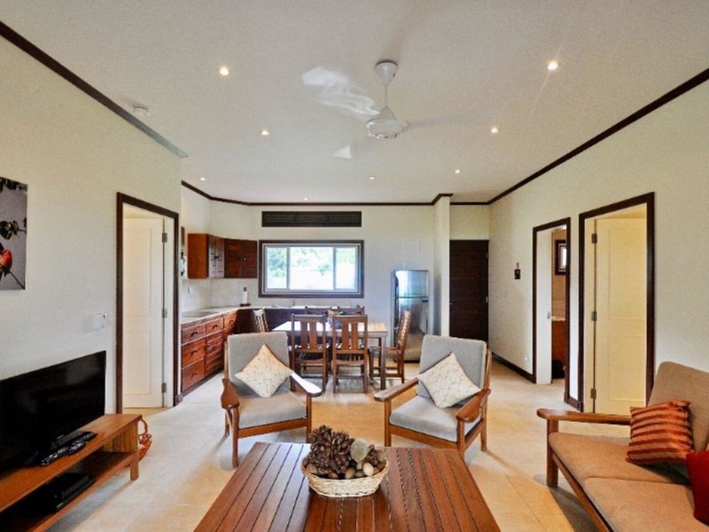 Cote d'Or Footprints 9