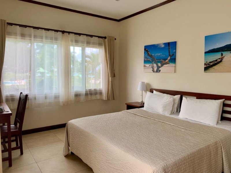 Cote d'Or Footprints 11