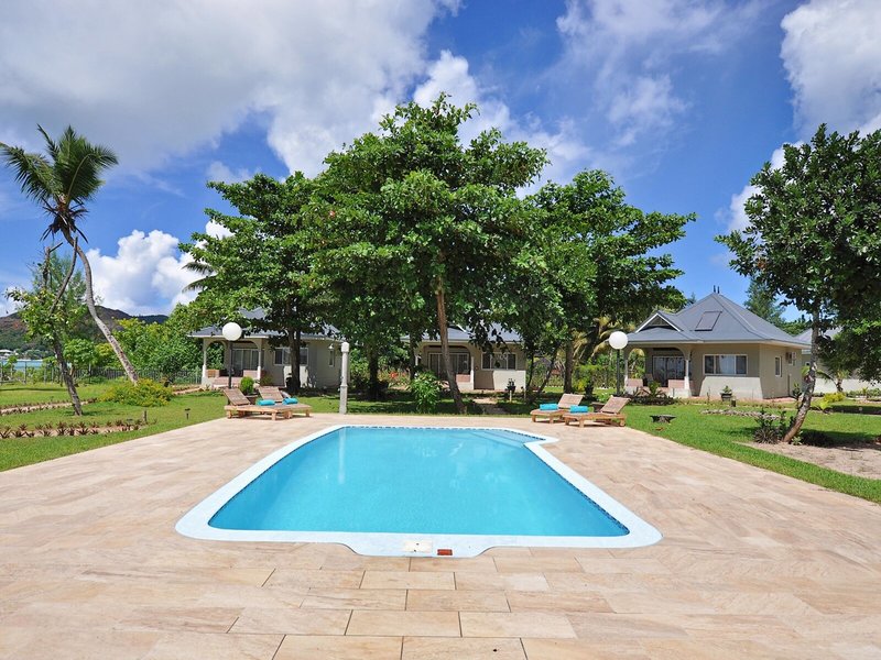 Cote d'Or Footprints 2