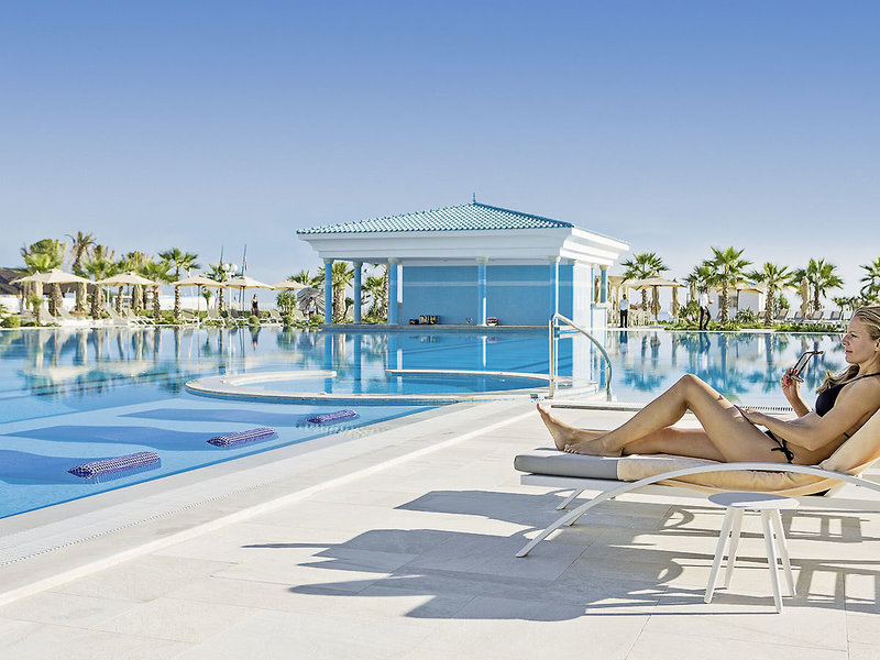 Concorde Green Park Palace 6