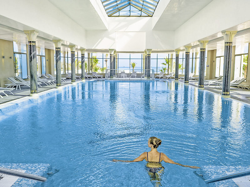 Concorde Green Park Palace 8