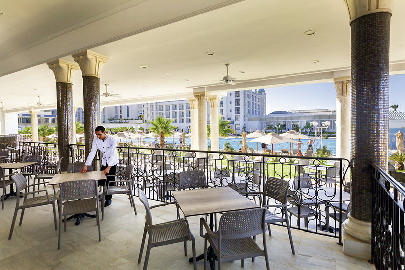 Barcelo Concorde Green Park Palace 8