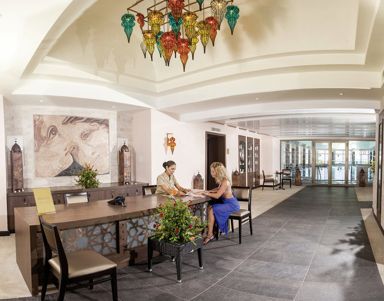 Barcelo Concorde Green Park Palace 11