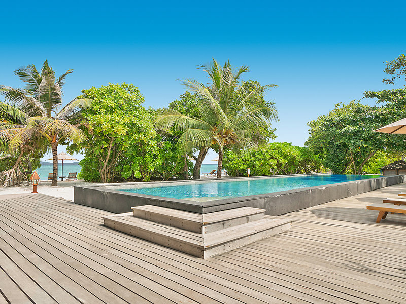 The Barefoot Eco Hotel 2