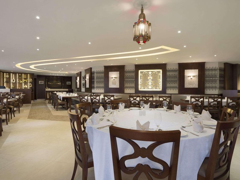 Ramada Abu Dhabi Corniche 13