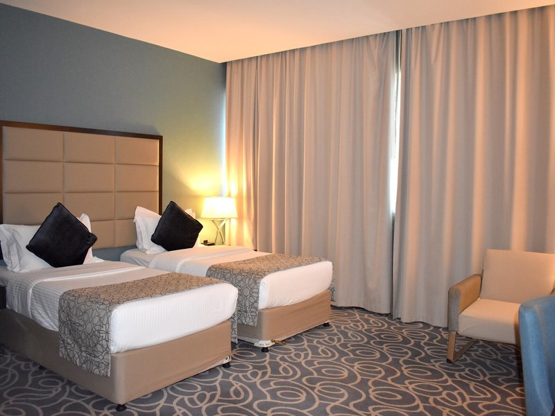 Ramada Abu Dhabi Corniche 28