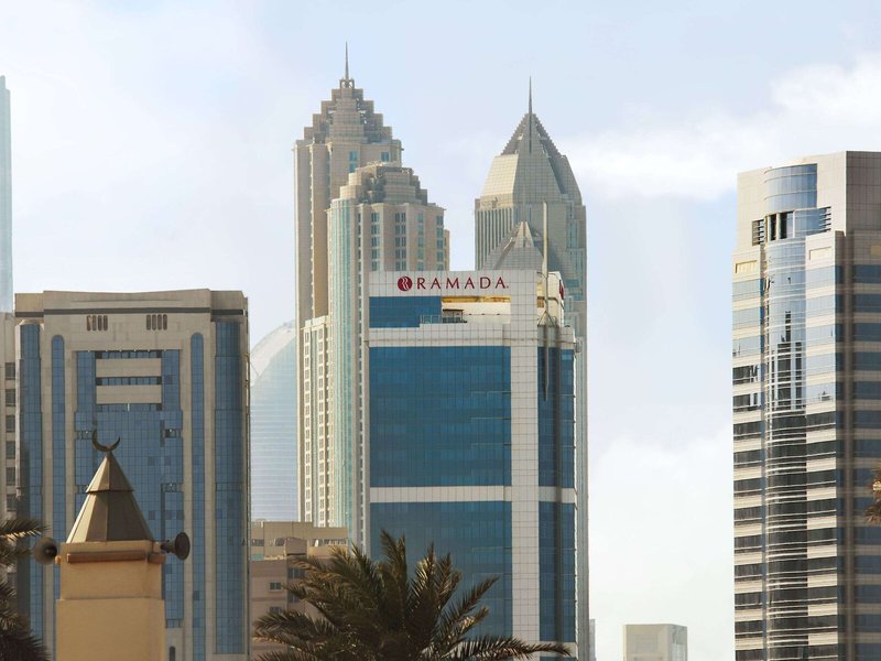 Ramada Abu Dhabi Corniche 2