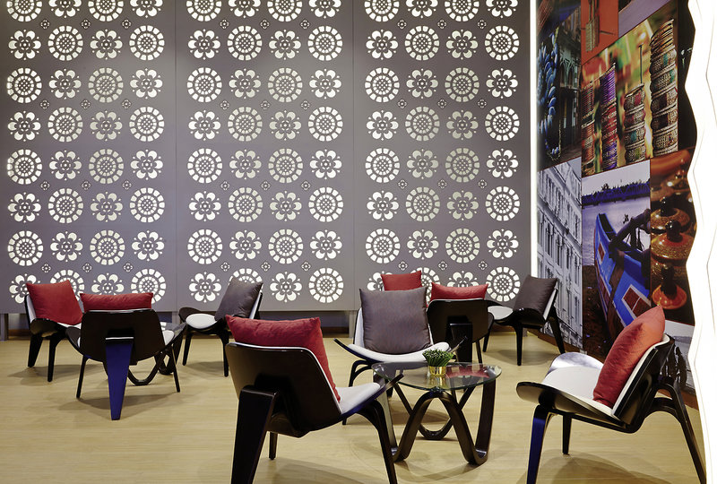 Radisson Hotel Colombo 4