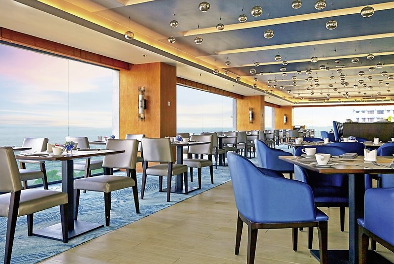 Radisson Hotel Colombo 5