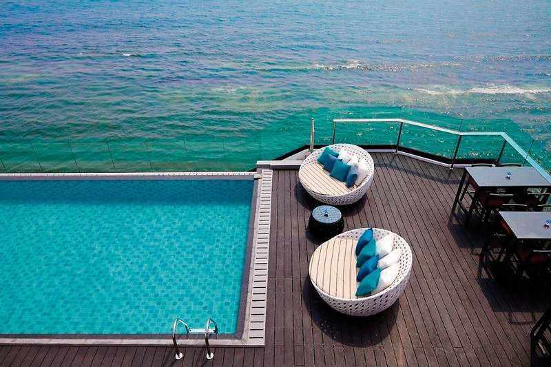 Radisson Hotel Colombo 6