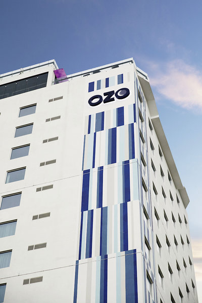 Radisson Hotel Colombo 8