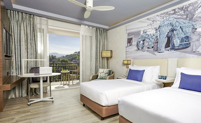 Radisson Hotel Colombo 14