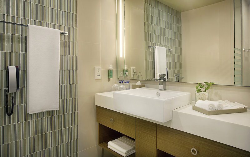 Radisson Hotel Colombo 15