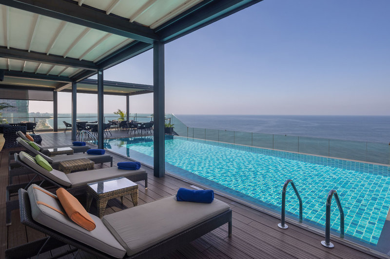 Radisson Hotel Colombo 1