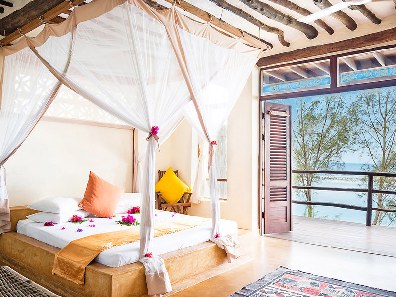 Sunshine Marine Lodge 4