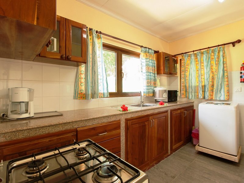 Le Relax Self-Catering 11