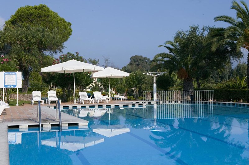 Govino Bay Corfu 4