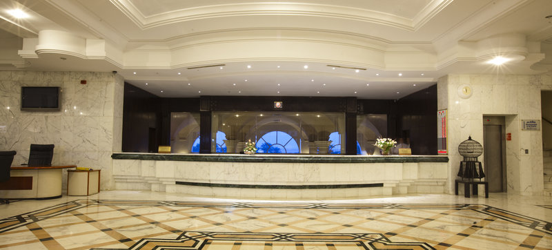 El Mouradi Palm Marina 11