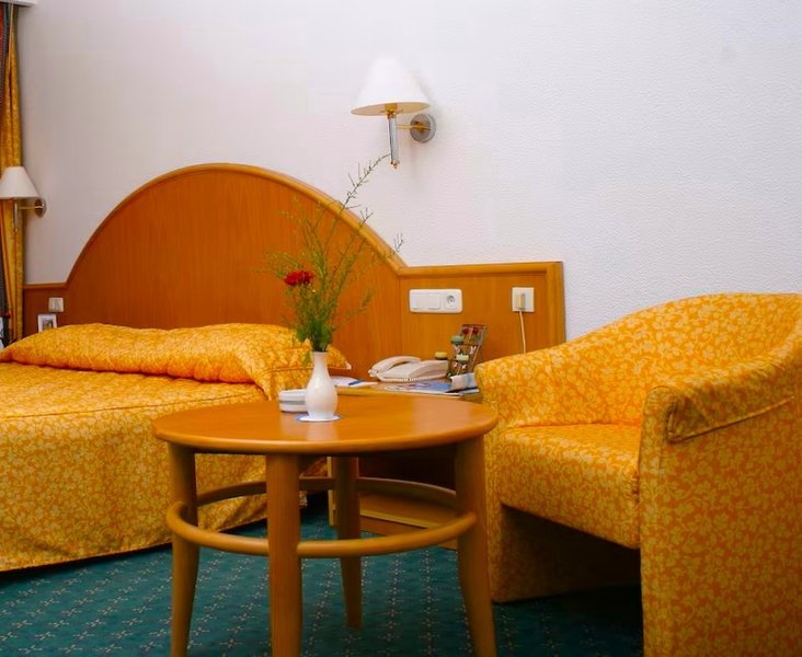 El Mouradi Palm Marina 14
