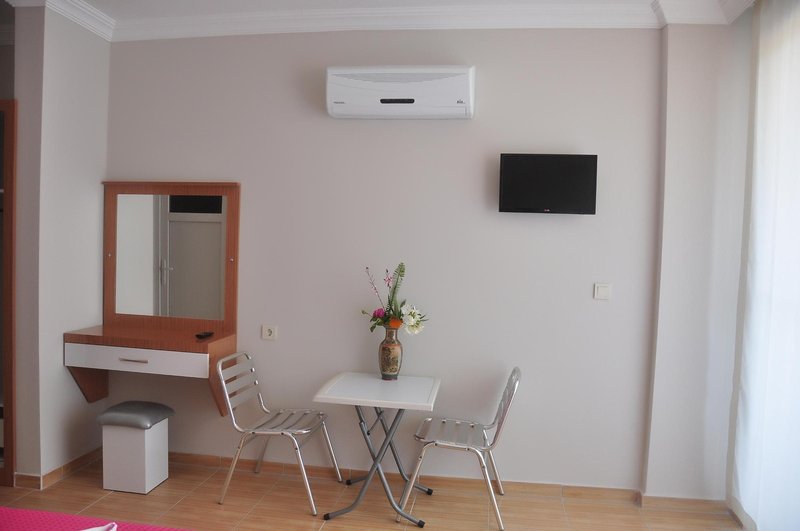 Önder Yildiz Hotel 9