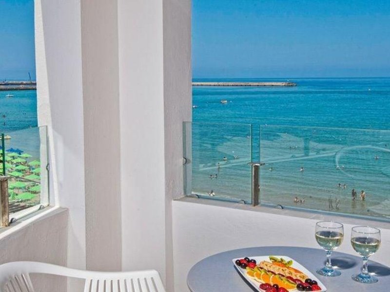 Swell Boutique Hotel 1