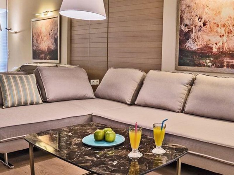 Swell Boutique Hotel 19