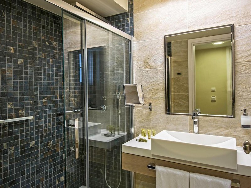 Swell Boutique Hotel 23