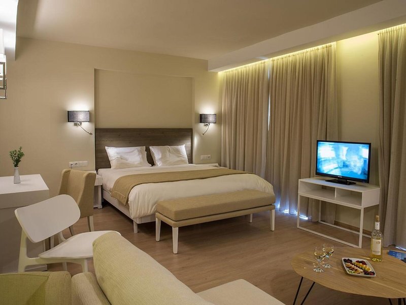 Swell Boutique Hotel 28