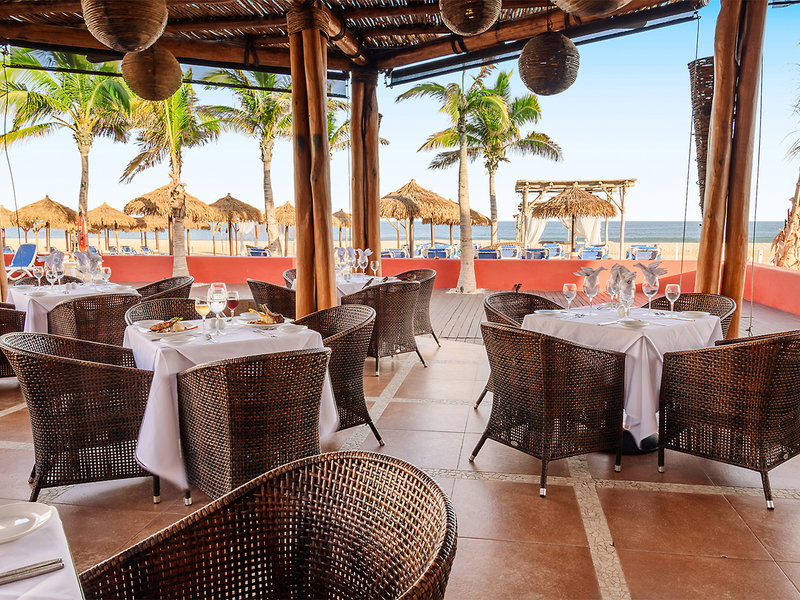 Grand Decameron Los Cabos, A Trademark All Inclusive Resort 7