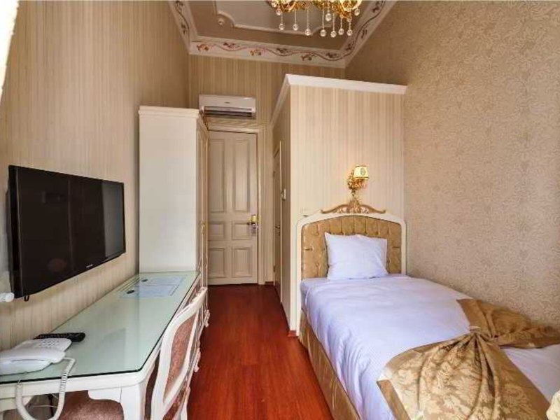 Enderun Hotel 46