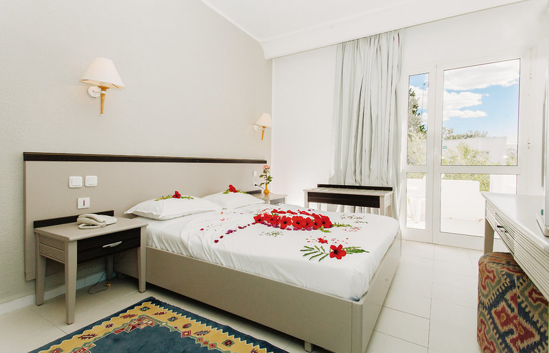 El Mouradi Club Selima 5