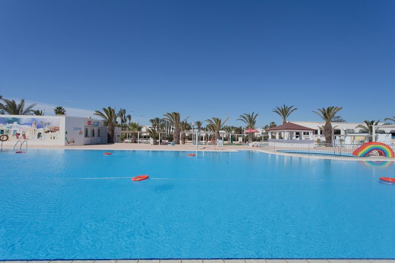 El Mouradi Club Selima 12