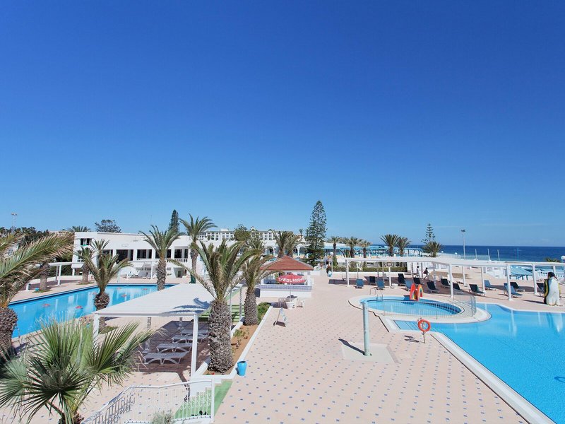 El Mouradi Club Selima 18