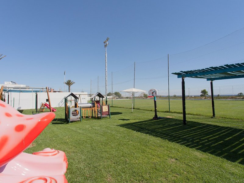 El Mouradi Club Selima 30