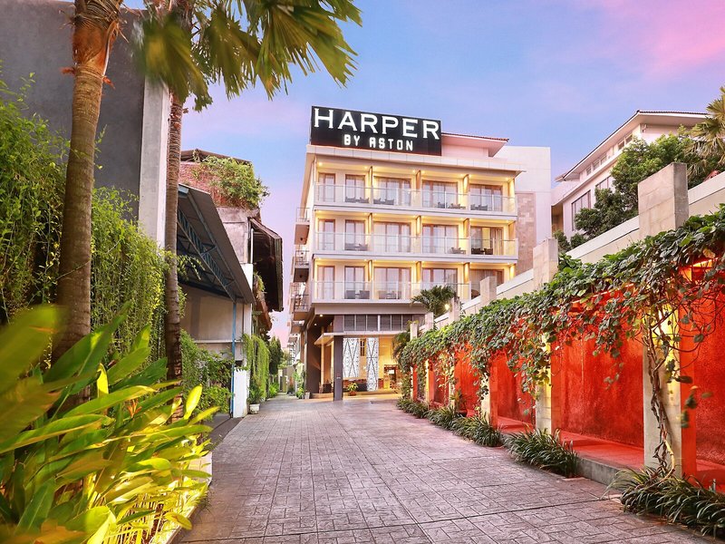 Harper Kuta Hotel