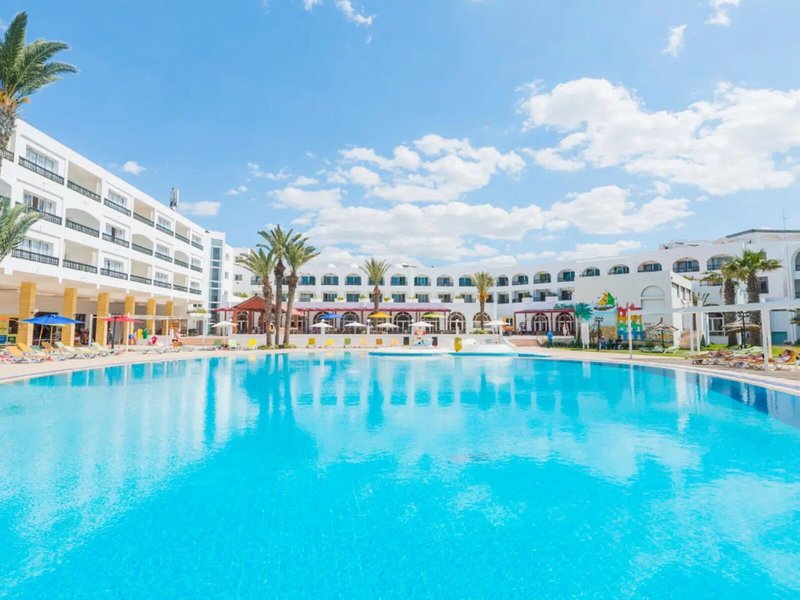 Le Soleil Bella Vista 18