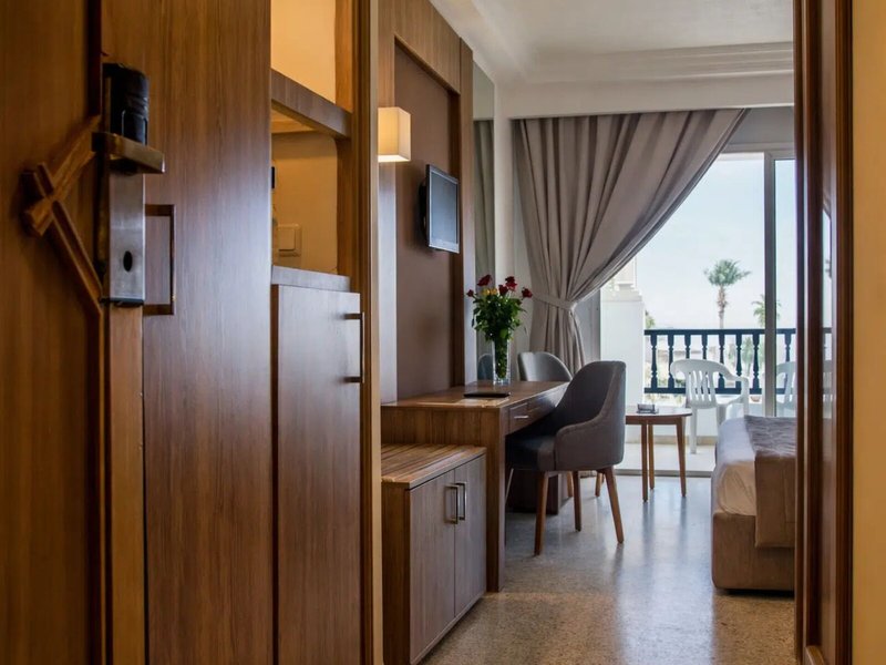 Le Soleil Bella Vista 23