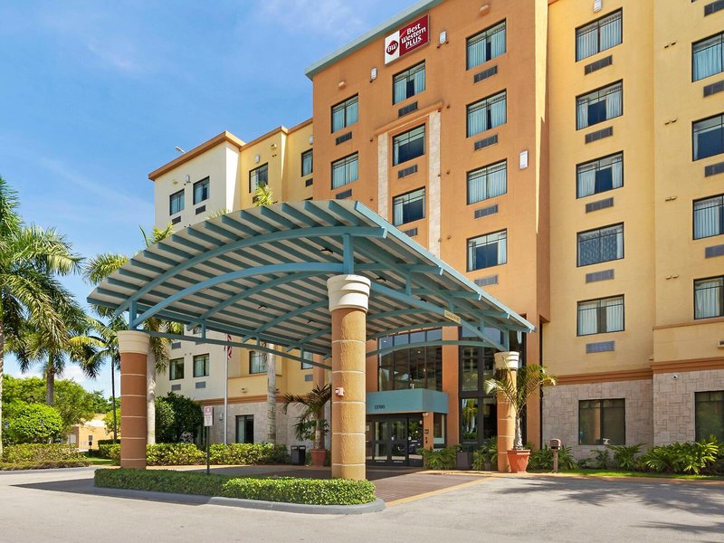 Best Western Plus Miami Executive Airport Hotel & Suites 5