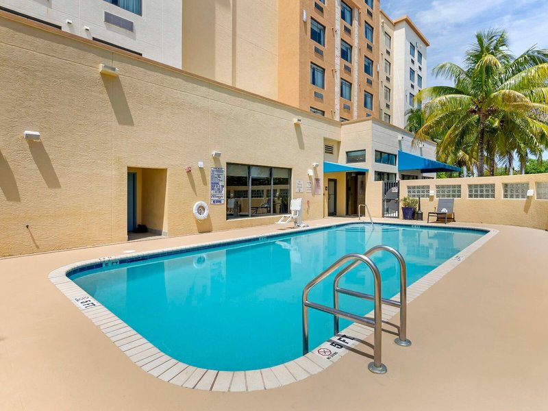Best Western Plus Miami Executive Airport Hotel & Suites 6