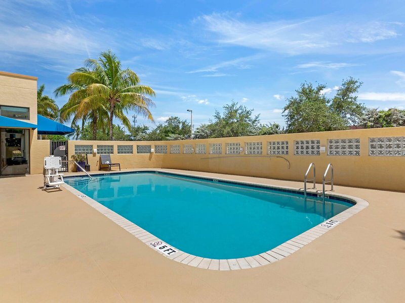 Best Western Plus Miami Executive Airport Hotel & Suites 7