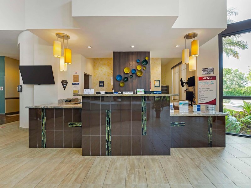 Best Western Plus Miami Executive Airport Hotel & Suites 10