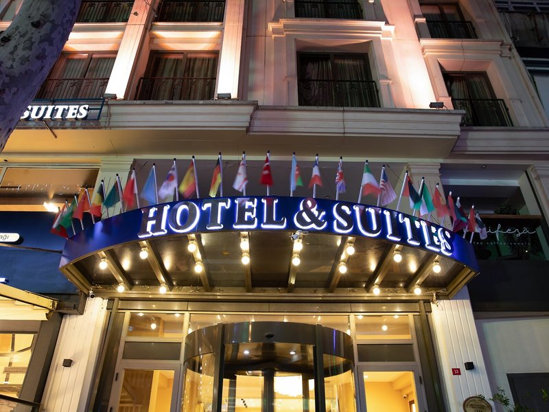Grand Aras Hotel & Suites