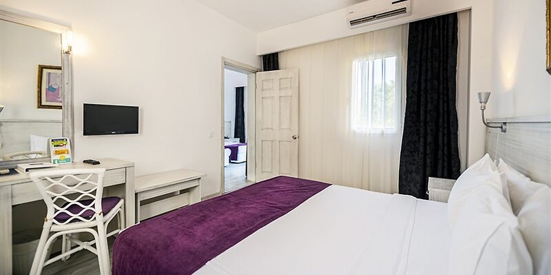 Charm Beach Hotel 22