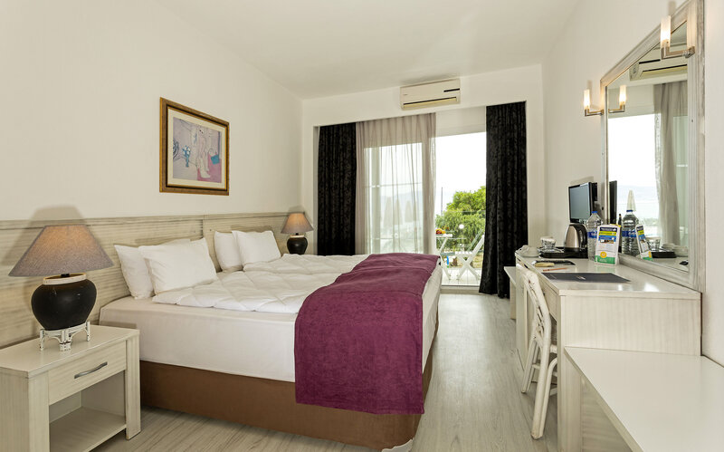 Charm Beach Hotel 19