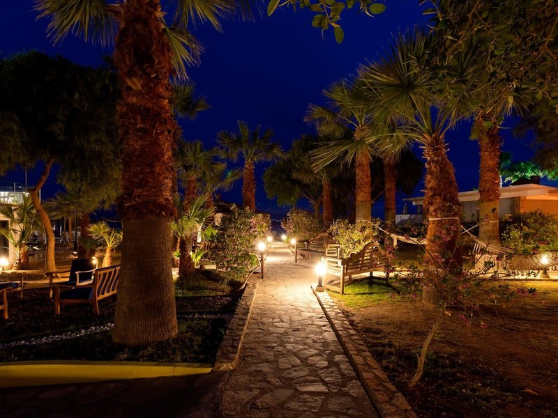 Charm Beach Hotel 3