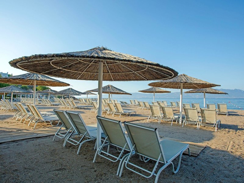 Charm Beach Hotel 15