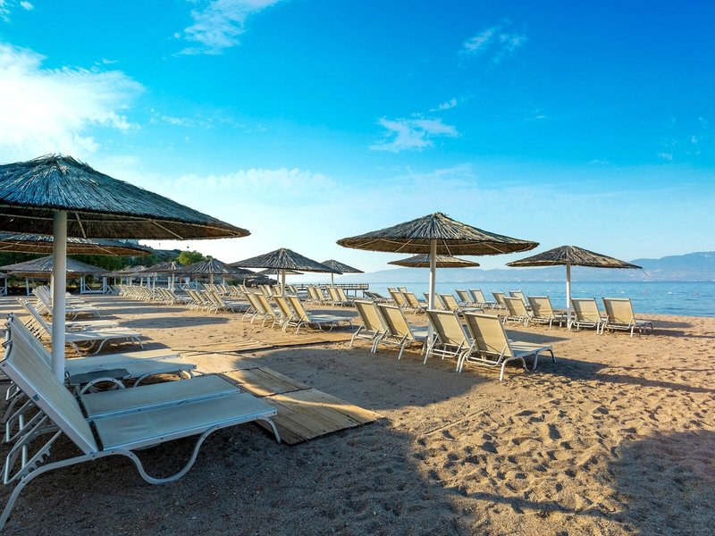 Charm Beach Hotel 16