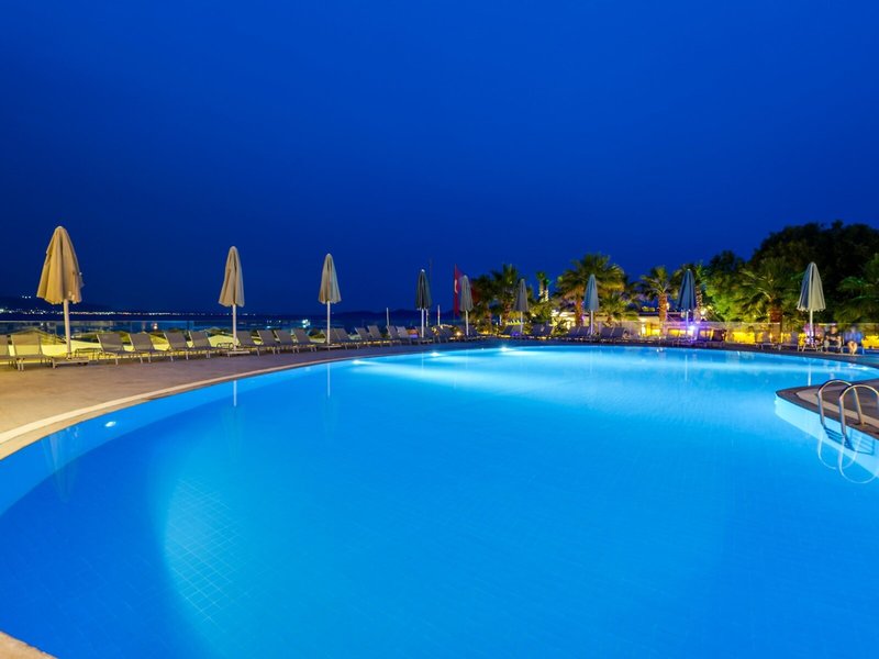 Charm Beach Hotel 27